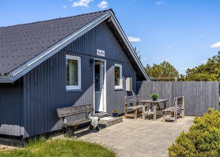Solvejk - 800m From The Sea By Interhome